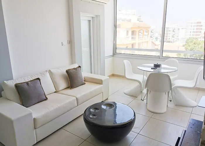 Apartamento Mackenzie Seaview Paradise Lárnaca