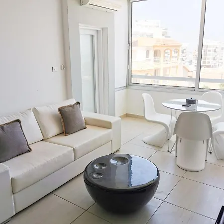 Apartamento Mackenzie Seaview Paradise Larnaca