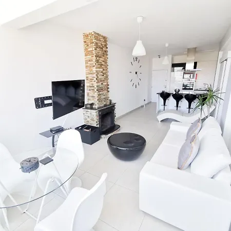 Mackenzie Seaview Paradise לרנקה